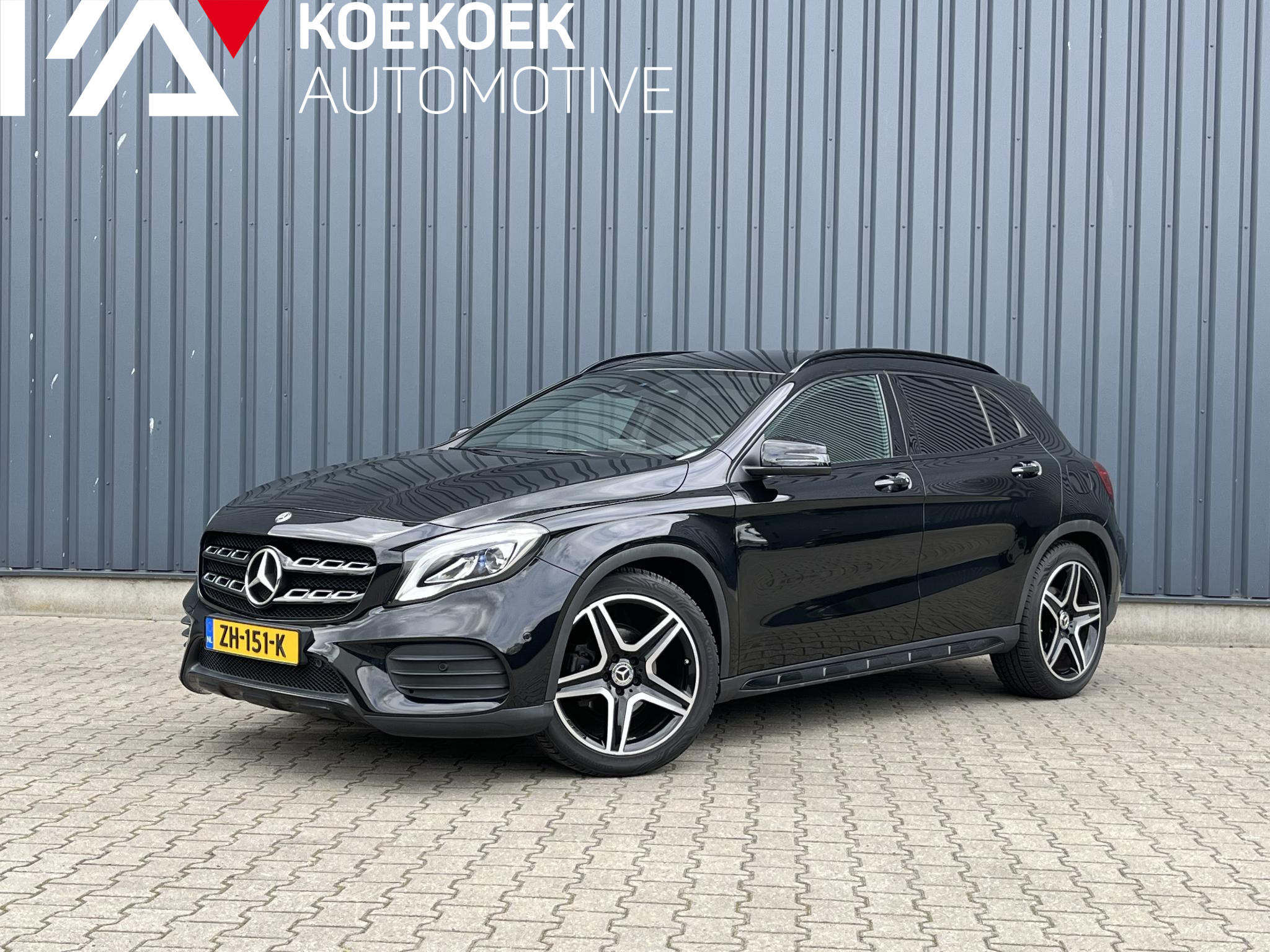 Mercedes-Benz GLA 180 Business Solution AMG Night Upgrade